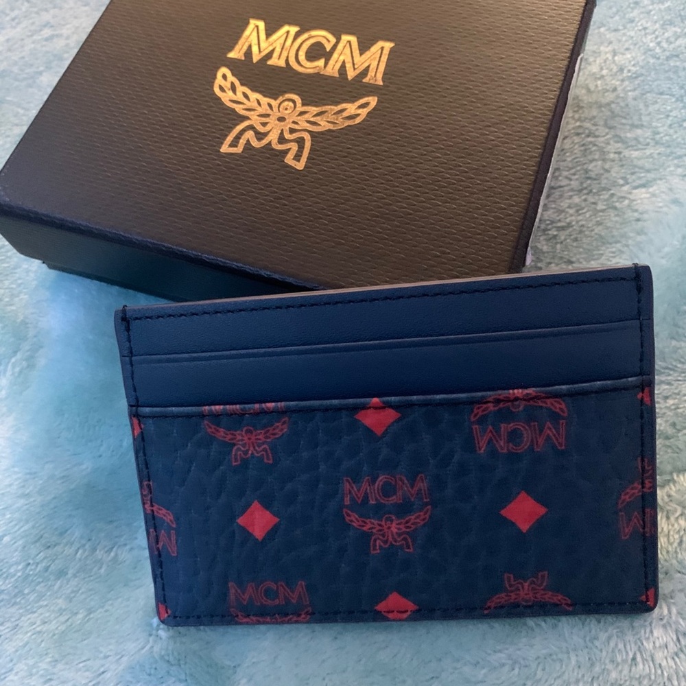 MCM cardholder BRAND NEW